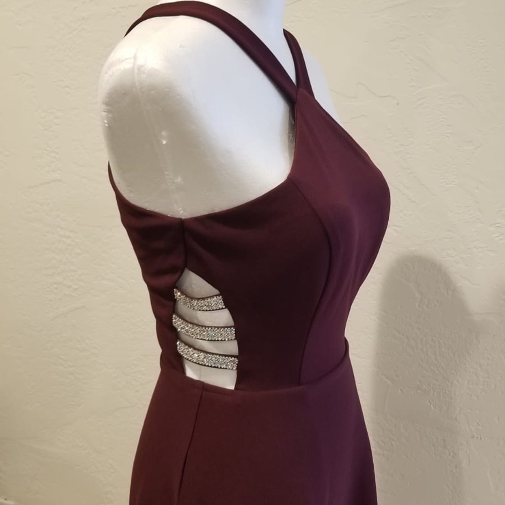 Dress - Picture 5 of 7